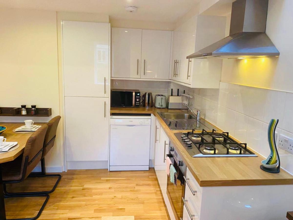 2 Bed 2 Bath With Private Parking Διαμέρισμα Εδιμβούργο Εξωτερικό φωτογραφία