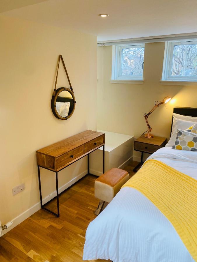 2 Bed 2 Bath With Private Parking Διαμέρισμα Εδιμβούργο Εξωτερικό φωτογραφία