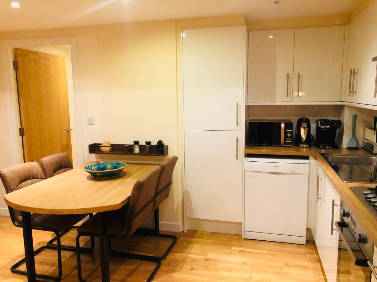 2 Bed 2 Bath With Private Parking Διαμέρισμα Εδιμβούργο Εξωτερικό φωτογραφία