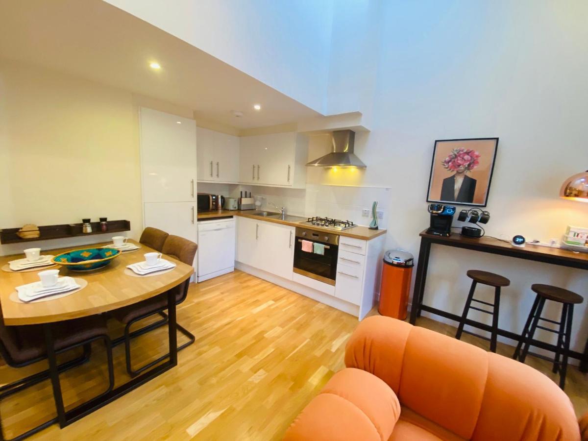 2 Bed 2 Bath With Private Parking Διαμέρισμα Εδιμβούργο Εξωτερικό φωτογραφία